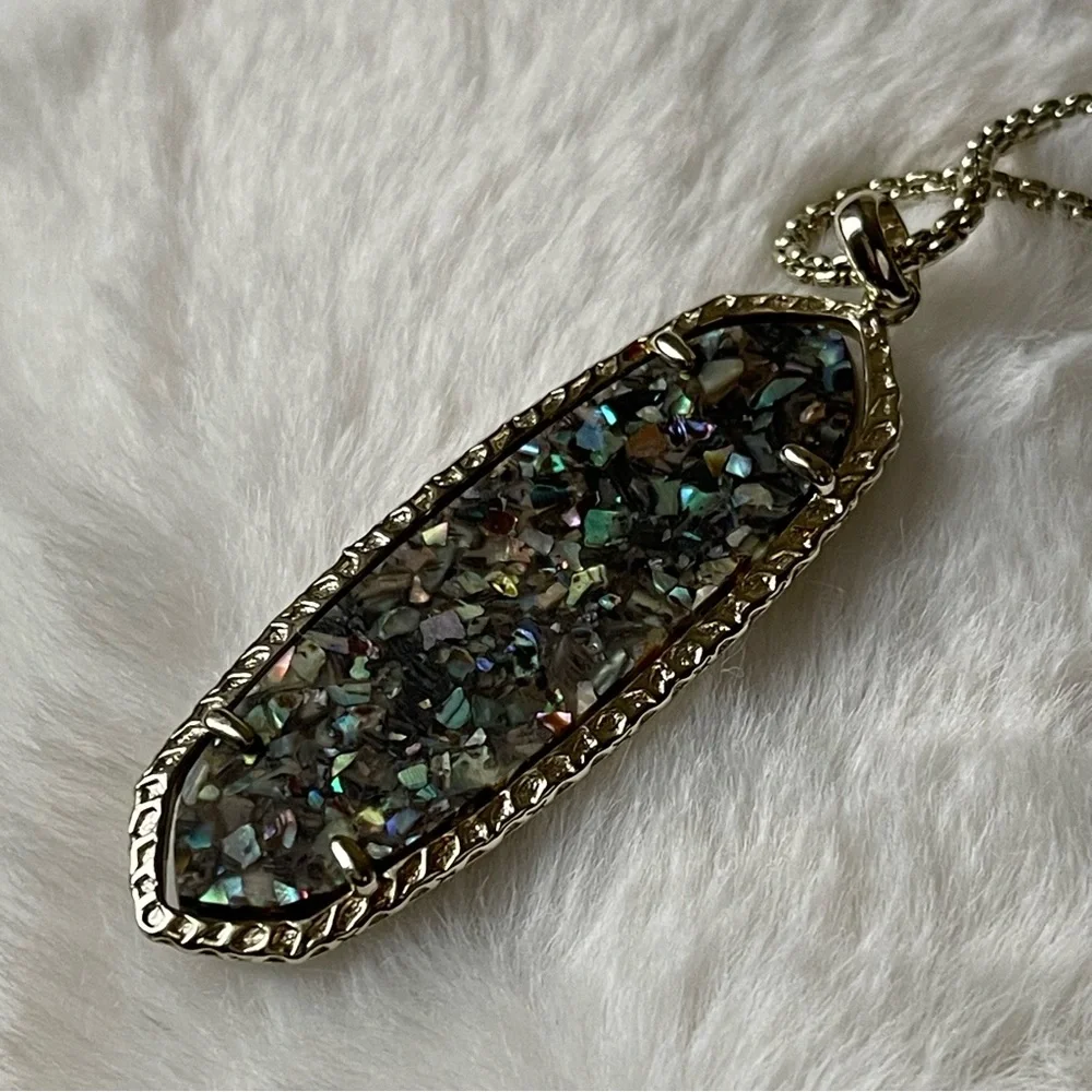 KENDRA SCOTT | LAYDEN NECKLACE | CRUSHED ABALONE SHELL | GOLD TONE | 14.5" CHAIN - Picture 9 of 10